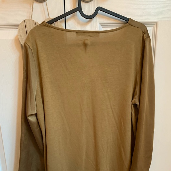 Mango satin top worn once - Picture 4 of 4